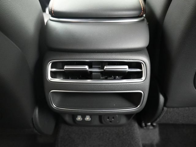 Used 2026 Genesis GV70 3.5T Sport Advanced AWD/4WD image 17