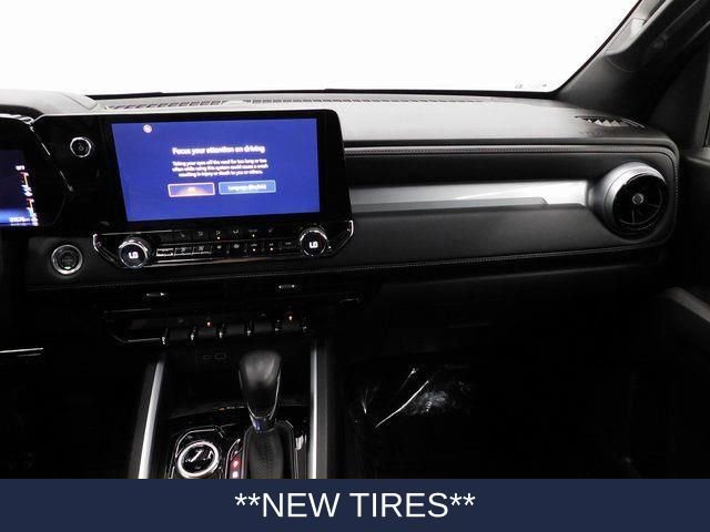 Used 2023 Chevrolet Colorado LT w/ LT Convenience Package II image 37