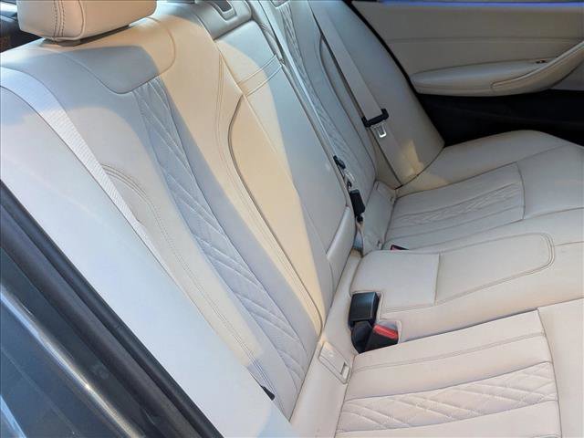 Used 2017 BMW 540i RWD image 19