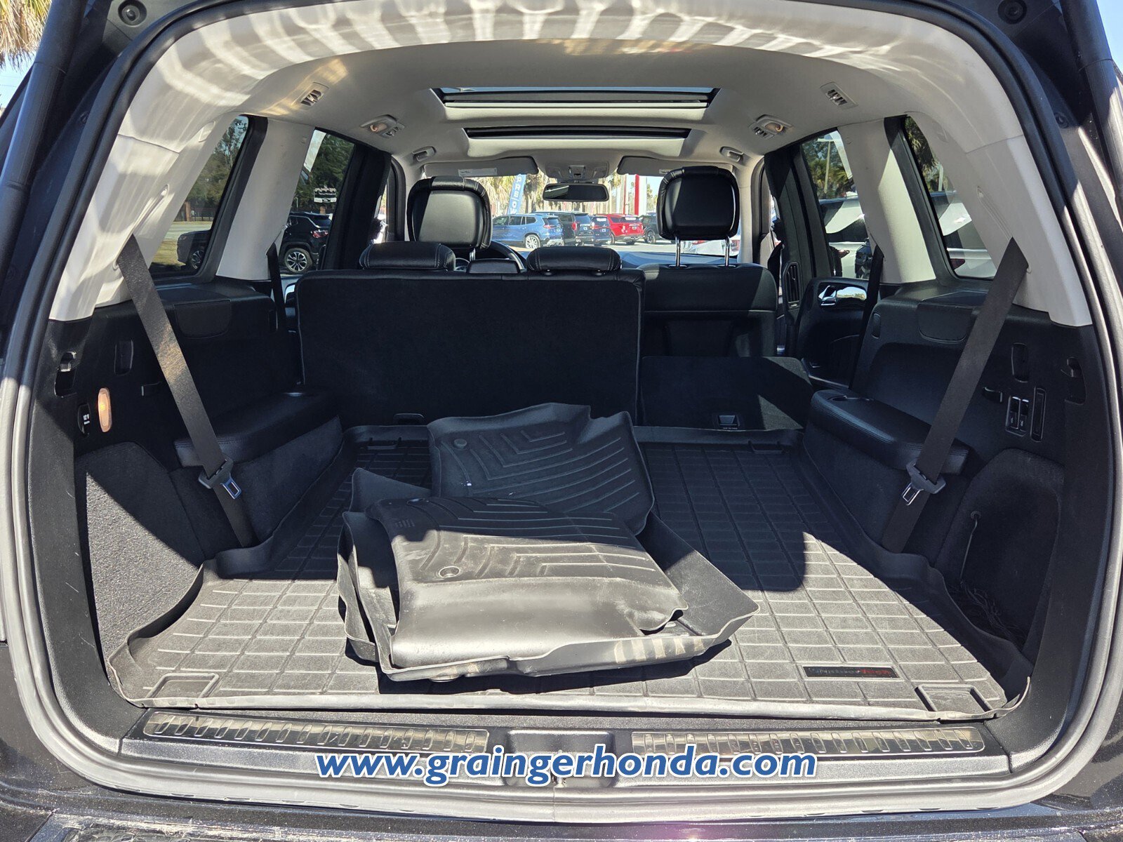 Used 2016 Mercedes-Benz GL 550 4MATIC image 14