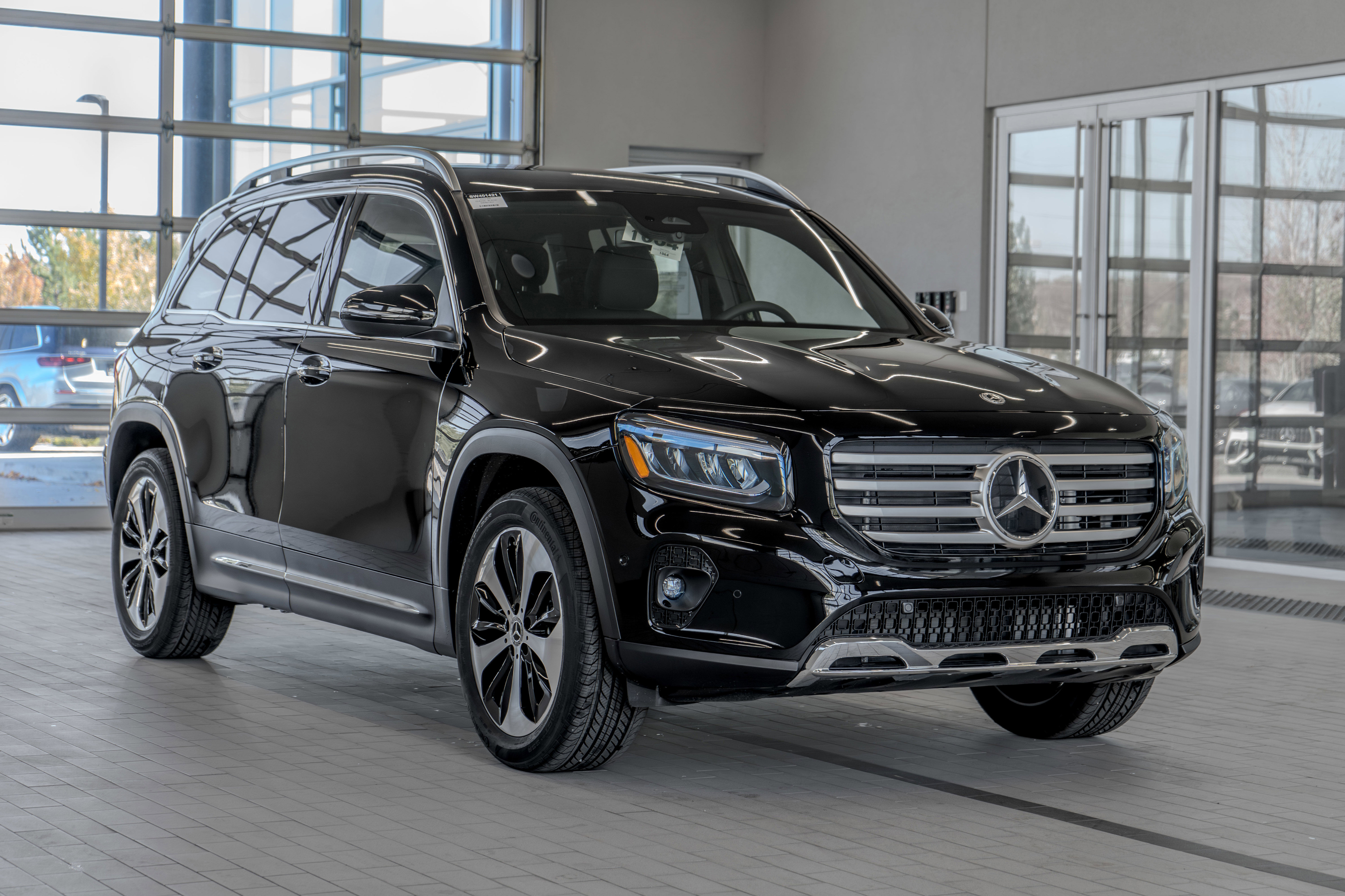 Used 2025 Mercedes-Benz GLB 250 image 21