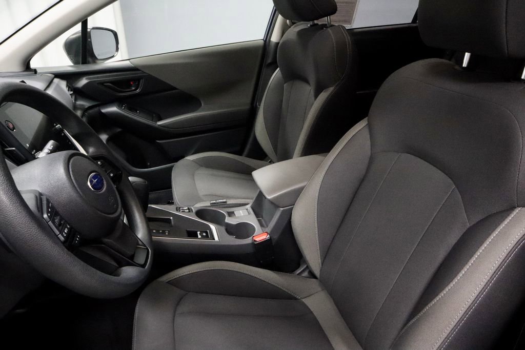 Used 2025 Subaru Crosstrek 2.0i Premium image 28