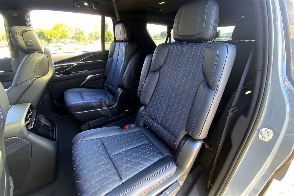 New 2026 Cadillac Escalade IQL Luxury image 29