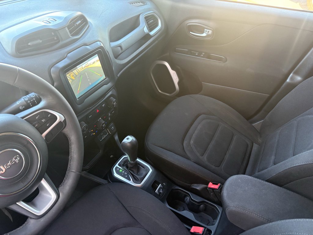 Used 2020 Jeep Renegade Latitude image 14