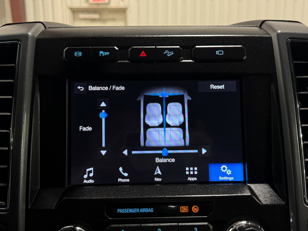 Used 2019 Ford F350 XLT w/ XLT Premium Package AWD/4WD image 44