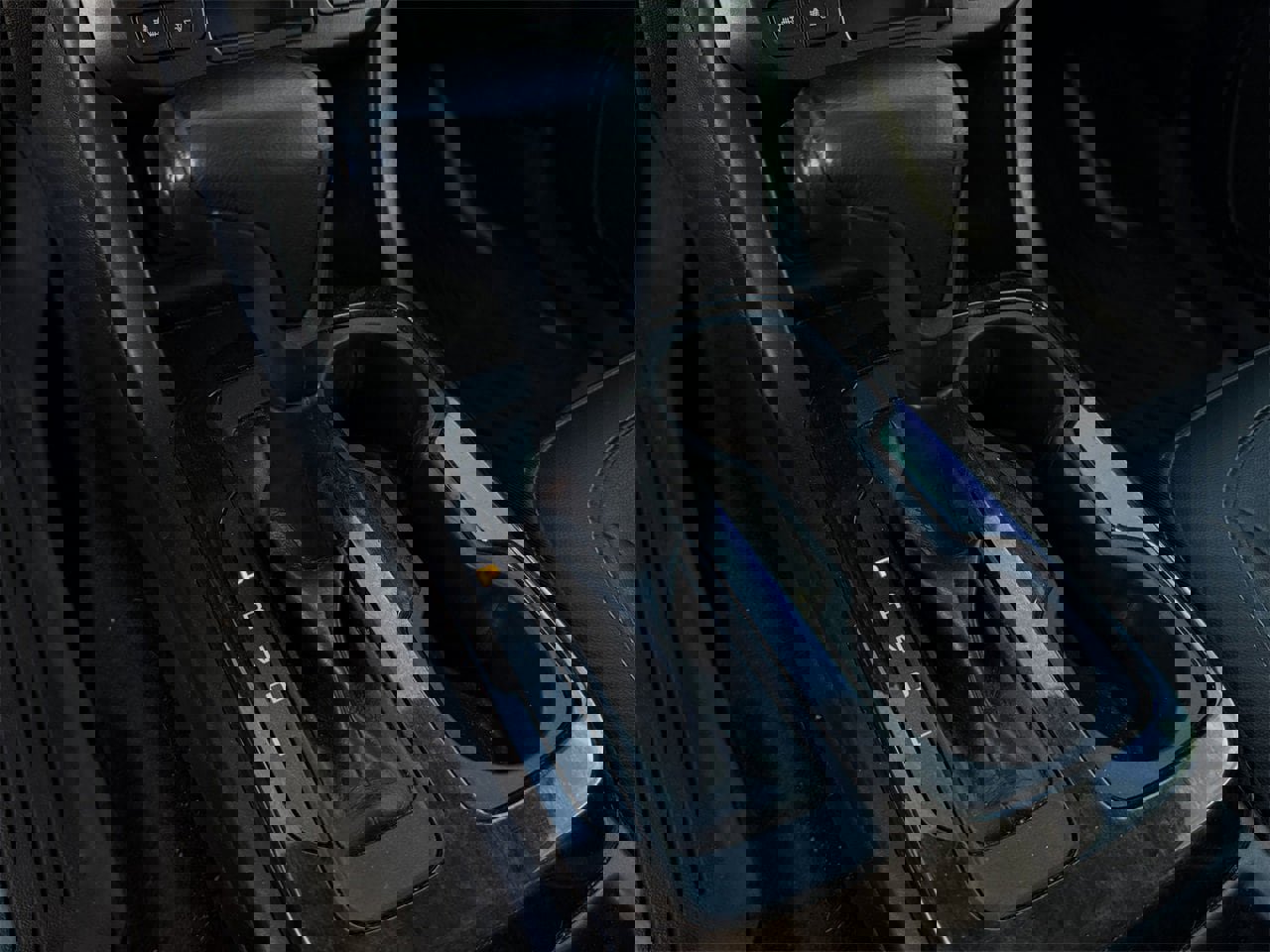 Used 2018 GMC Canyon SLT w/ Driver Alert Package image 21