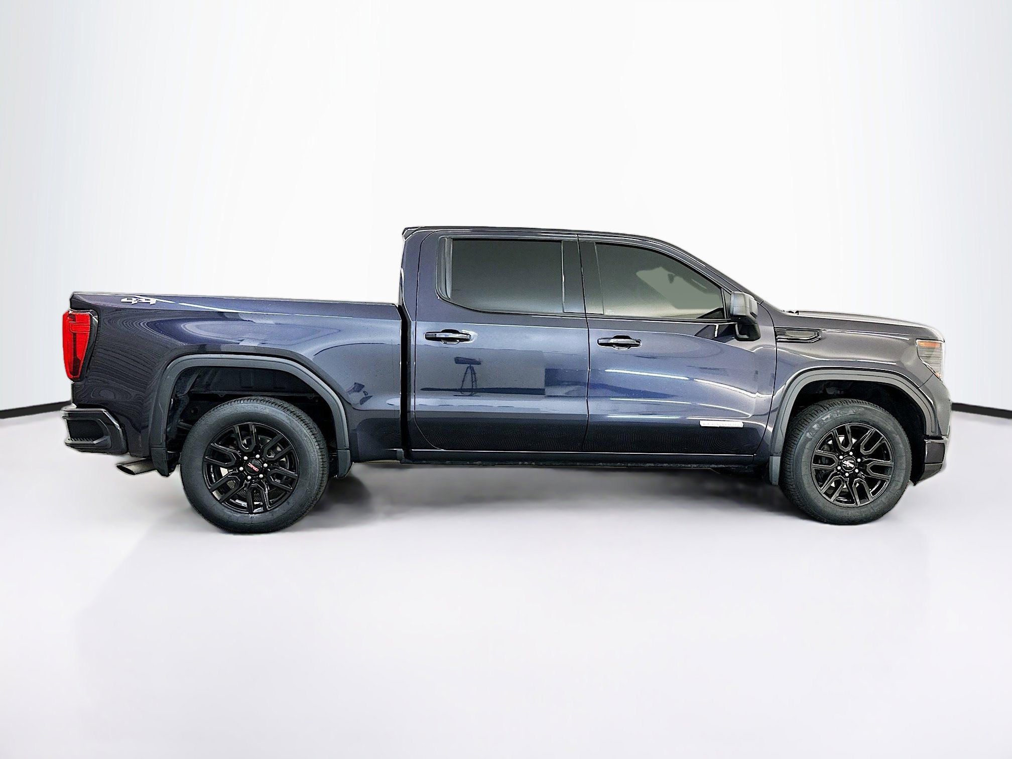 Used 2024 GMC Sierra 1500 Elevation image 10