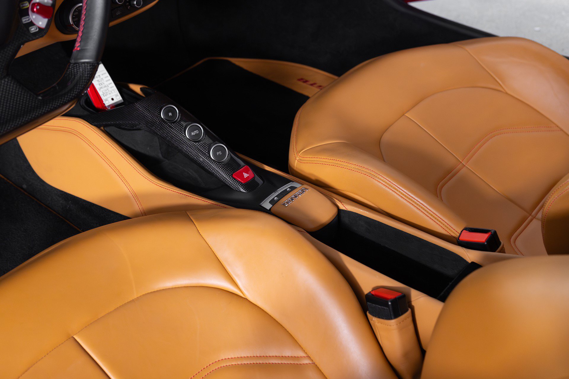 Used 2017 Ferrari 488 GTB RWD image 43
