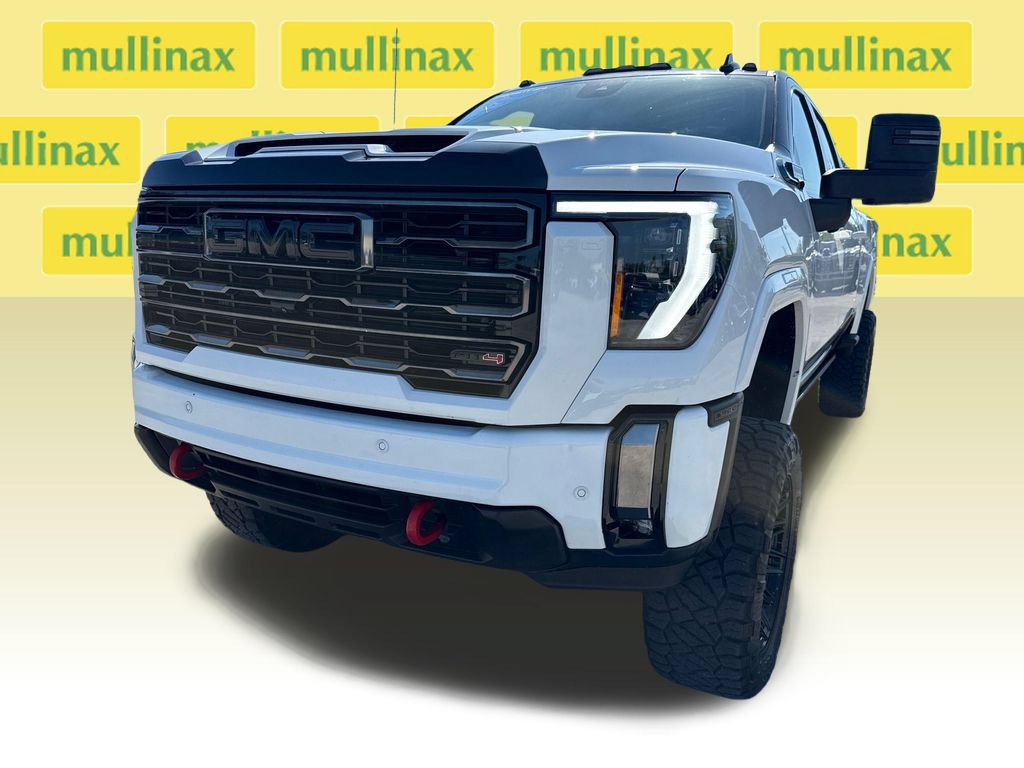 Used 2024 GMC Sierra 2500 AT4 w/ AT4 Premium Plus Package AWD/4WD image 10