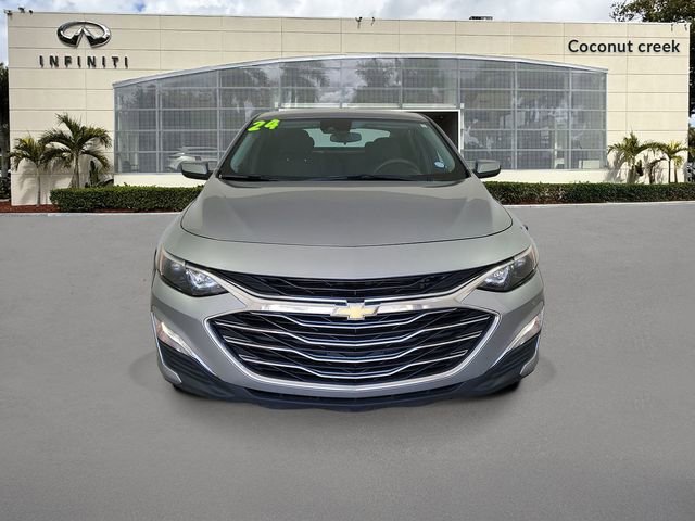 Used 2024 Chevrolet Malibu LS image 2