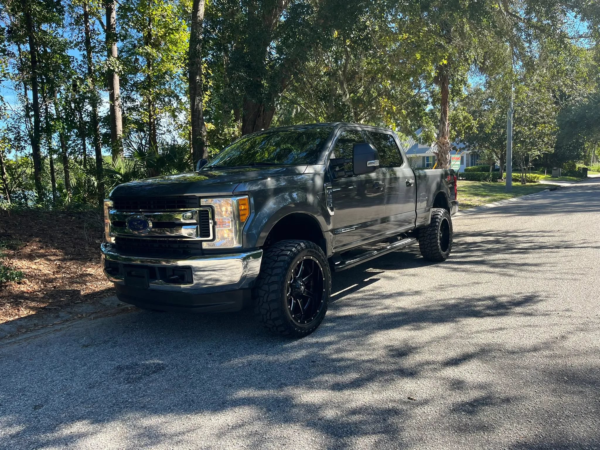 Used 2017 Ford F250 XLT AWD/4WD image 6