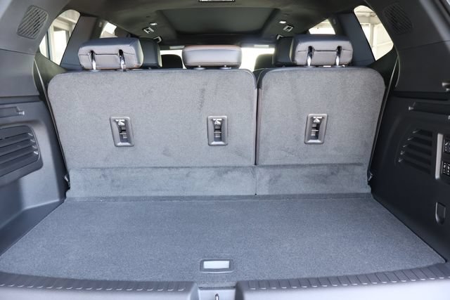New 2026 GMC Acadia Denali Ultimate FWD image 19