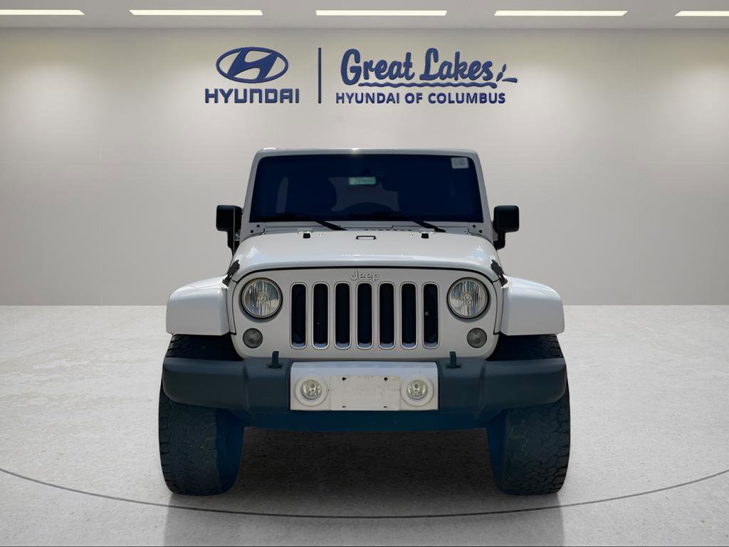 Used 2016 Jeep Wrangler Unlimited Sahara w/ Connectivity Group image 8