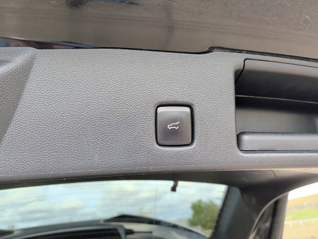 Used 2023 Ford Escape ST-Line image 40