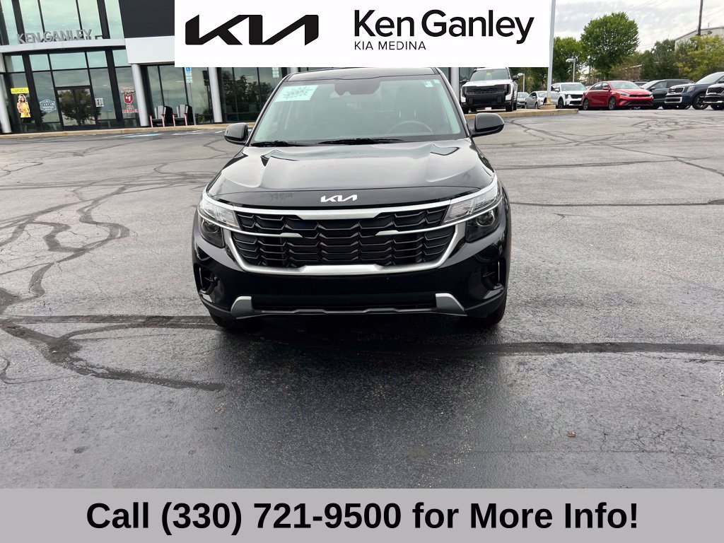 Certified 2025 Kia Seltos LX AWD/4WD image 4