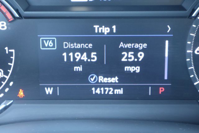 Used 2024 Cadillac XT6 Premium Luxury image 25