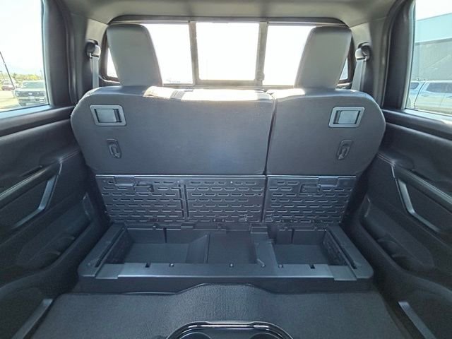 Used 2021 Nissan Titan PRO-4X w/ Pro-4x Convenience Package AWD/4WD image 42