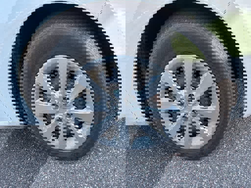 Used 2016 Kia Rio LX image 5