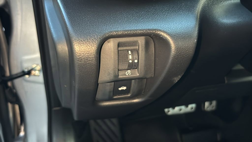 Used 2024 Toyota GR86 Premium w/ Performance Package image 9