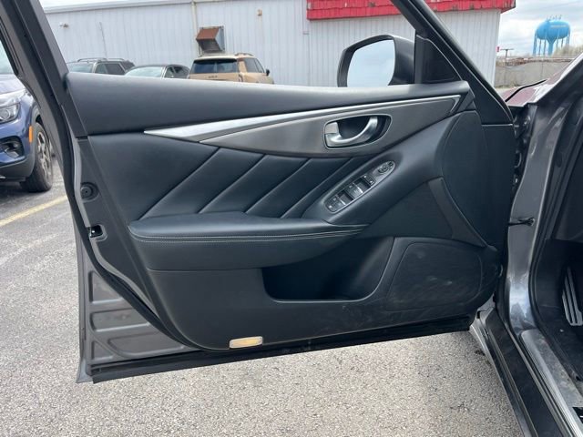 Used 2015 INFINITI Q50 Sport w/ Navigation Package image 17