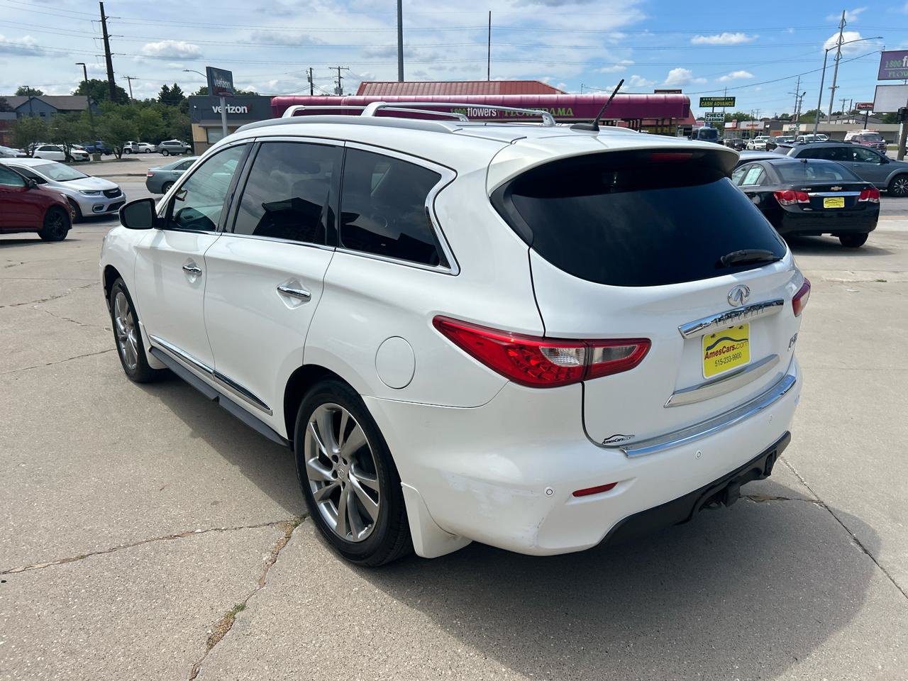 Used 2013 INFINITI JX35 AWD w/ Premium Pkg image 5