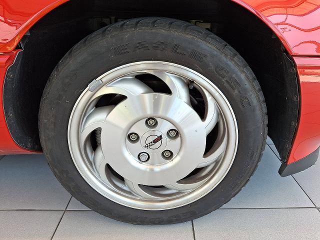 Used 1995 Chevrolet Corvette Convertible image 8