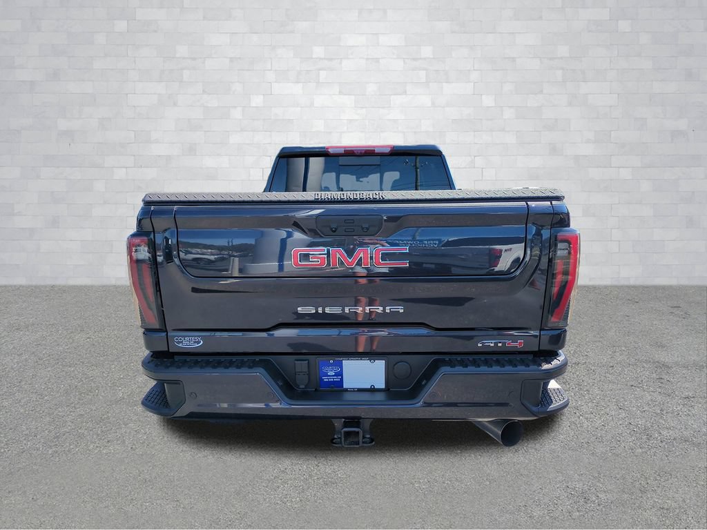 Used 2025 GMC Sierra 2500 AT4 w/ AT4 Premium Plus Package AWD/4WD image 6