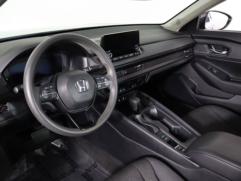 Used 2024 Honda Accord EX image 27