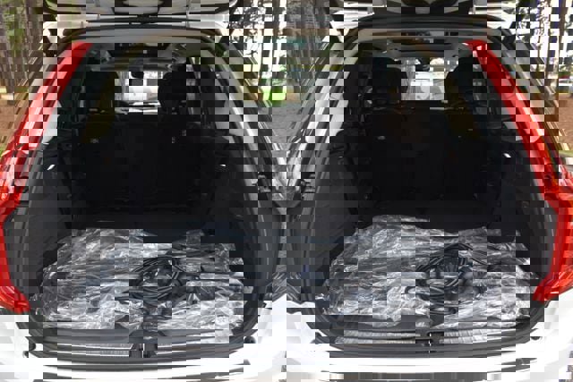 New 2024 Volvo XC90 T8 Plus w/ Protection Package Premier image 17