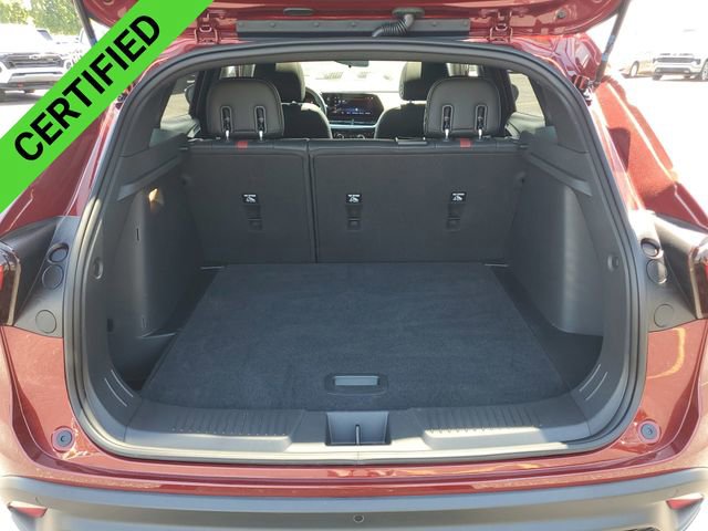 Certified 2025 Chevrolet Trax RS w/ Sunroof Package FWD image 32