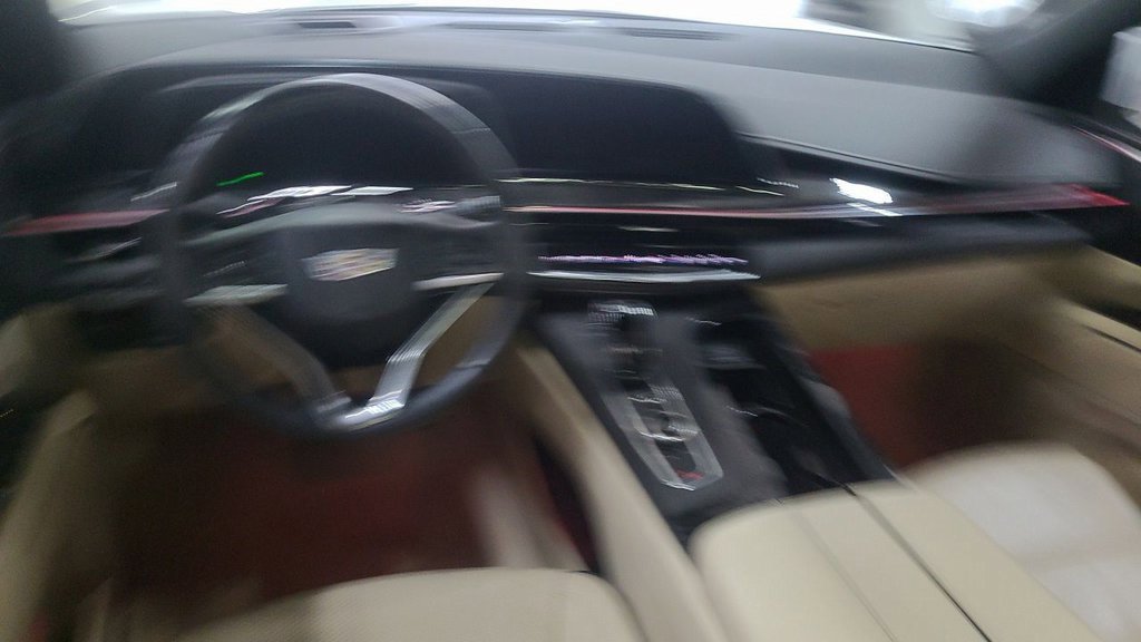 Used 2023 Cadillac Escalade Premium Luxury w/ Performance Package image 11