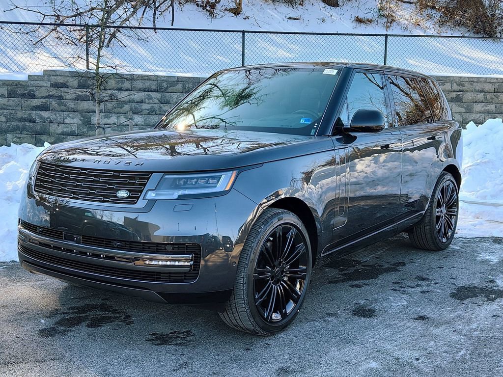 New 2026 Land Rover Range Rover SE