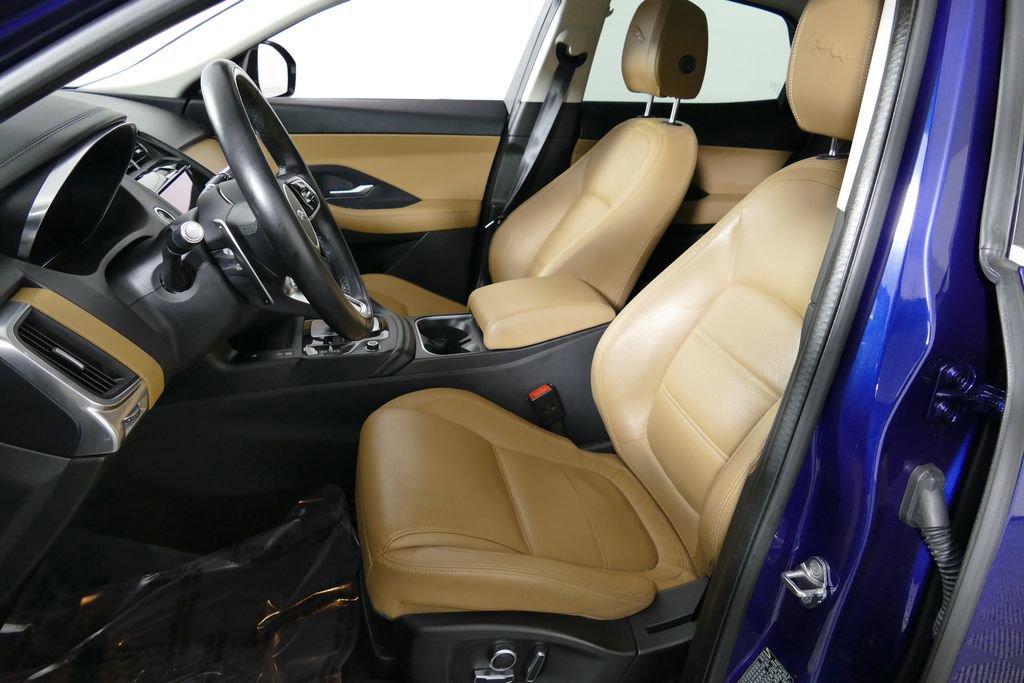 Used 2021 Jaguar E-PACE SE image 19