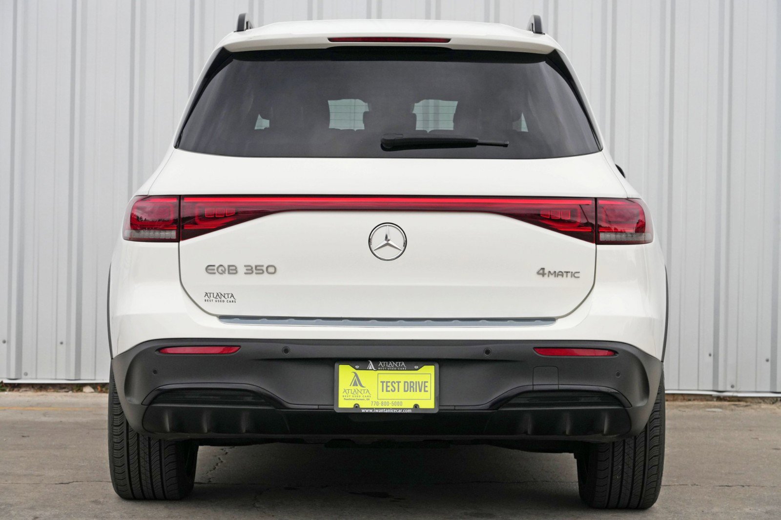 Used 2022 Mercedes-Benz EQB 350 4MATIC image 10