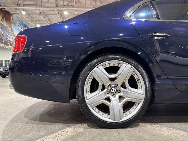 Used 2015 Bentley Flying Spur W12 image 88