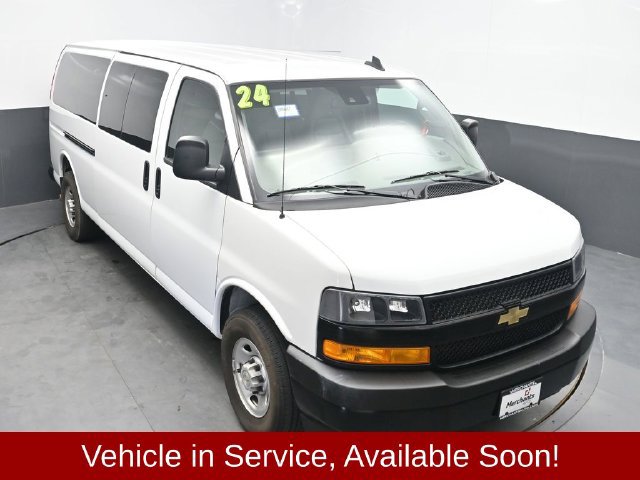 Used 2024 Chevrolet Express 3500 LS RWD image 19