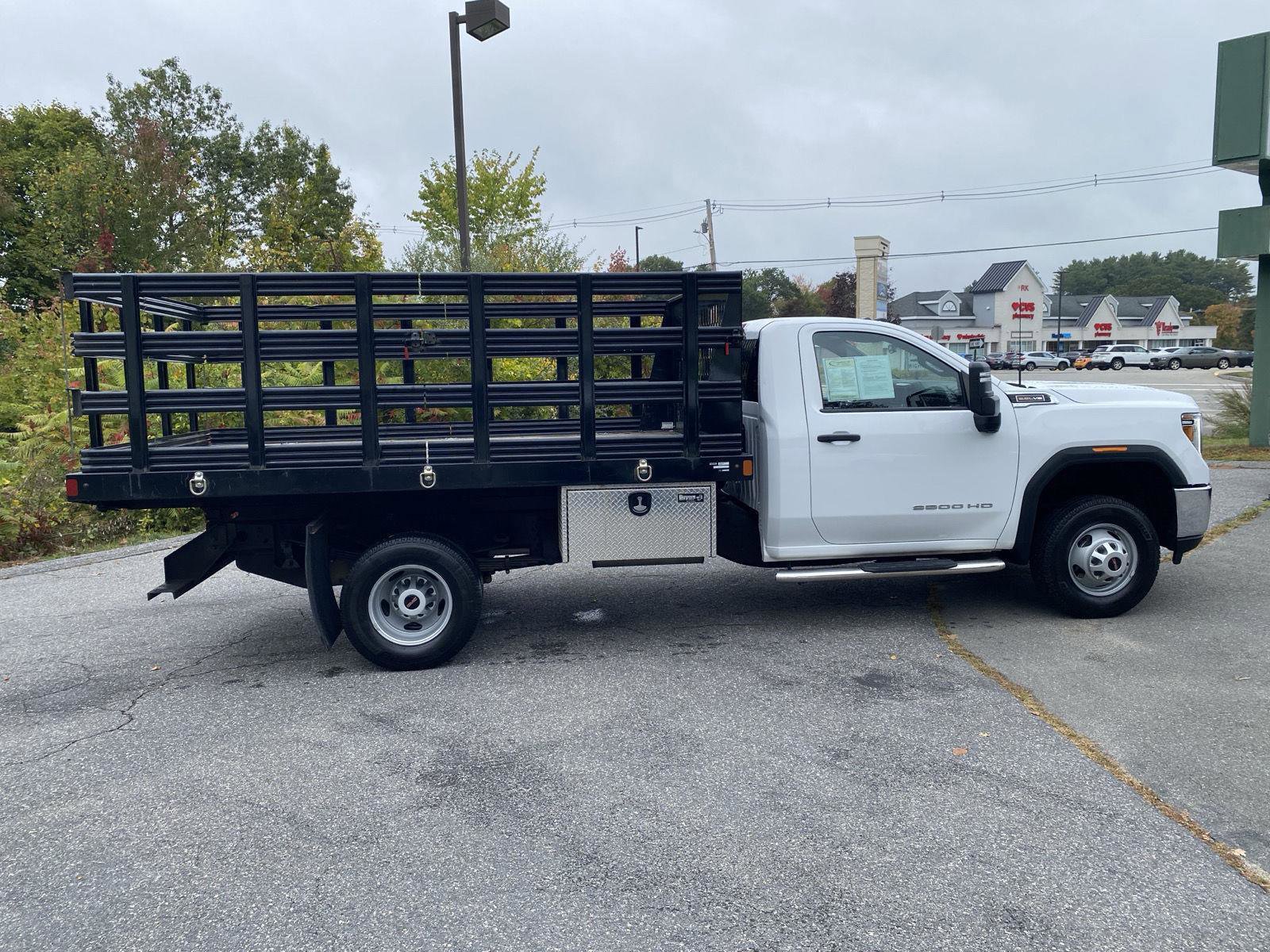 Used 2022 GMC Sierra 3500 Pro w/ Convenience Package image 16