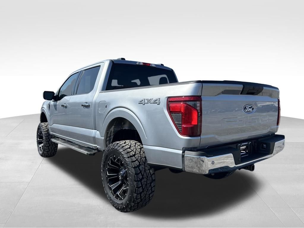 Used 2025 Ford F150 XLT w/ Equipment Group 301A Standard image 13