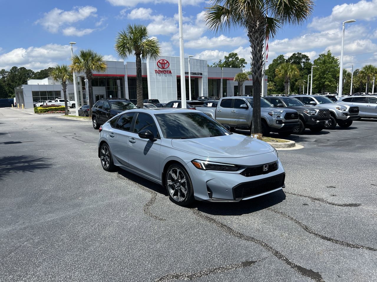 Used 2025 Honda Civic Sport Touring image 2