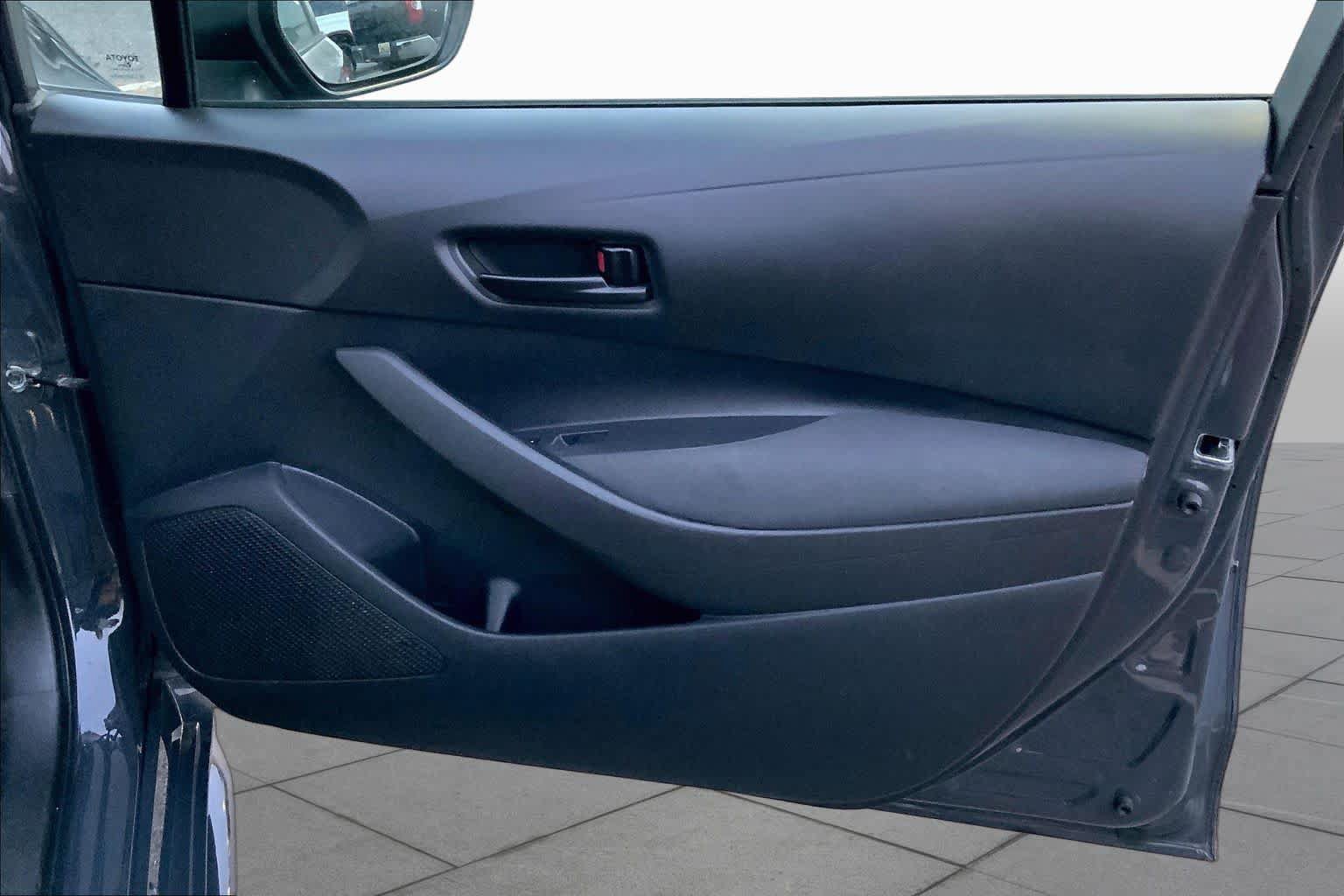 Used 2024 Toyota Corolla LE FWD image 20