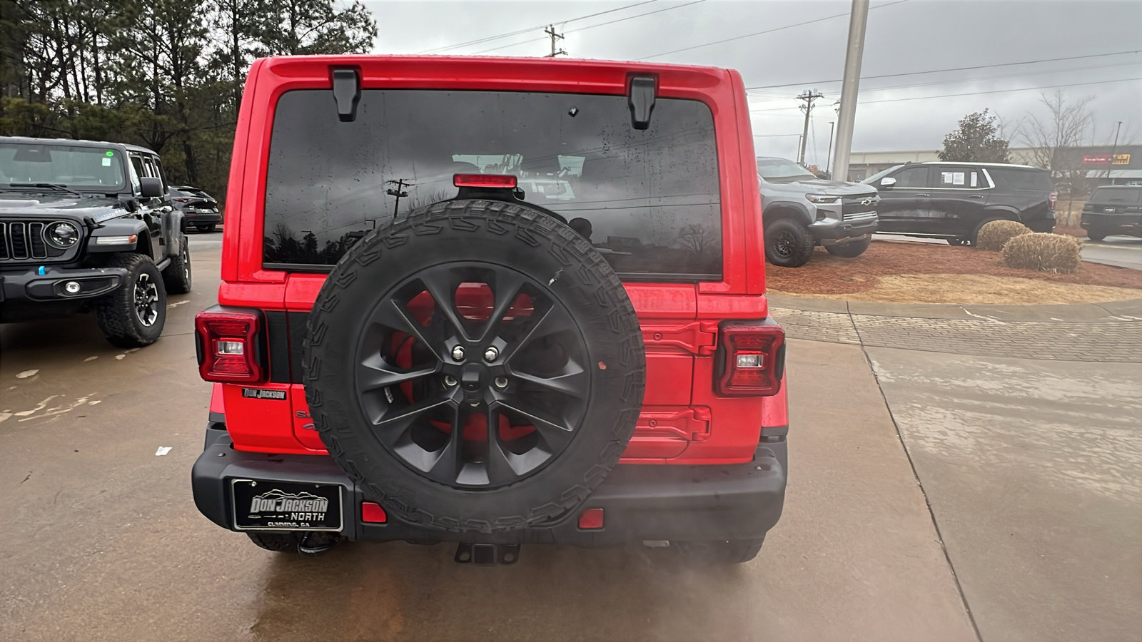 Used 2025 Jeep Wrangler Backcountry 4xe image 9