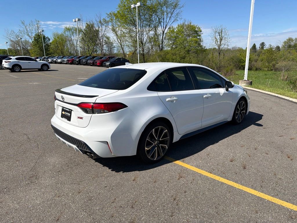 Used 2021 Toyota Corolla XSE FWD image 8