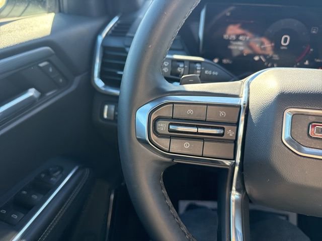 Used 2024 GMC Acadia Elevation w/ Luxury Package image 23