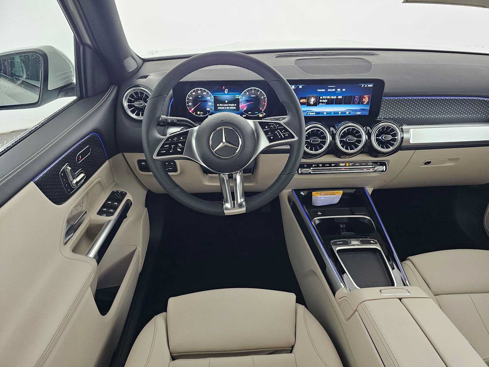 New 2026 Mercedes-Benz GLB 250 image 18