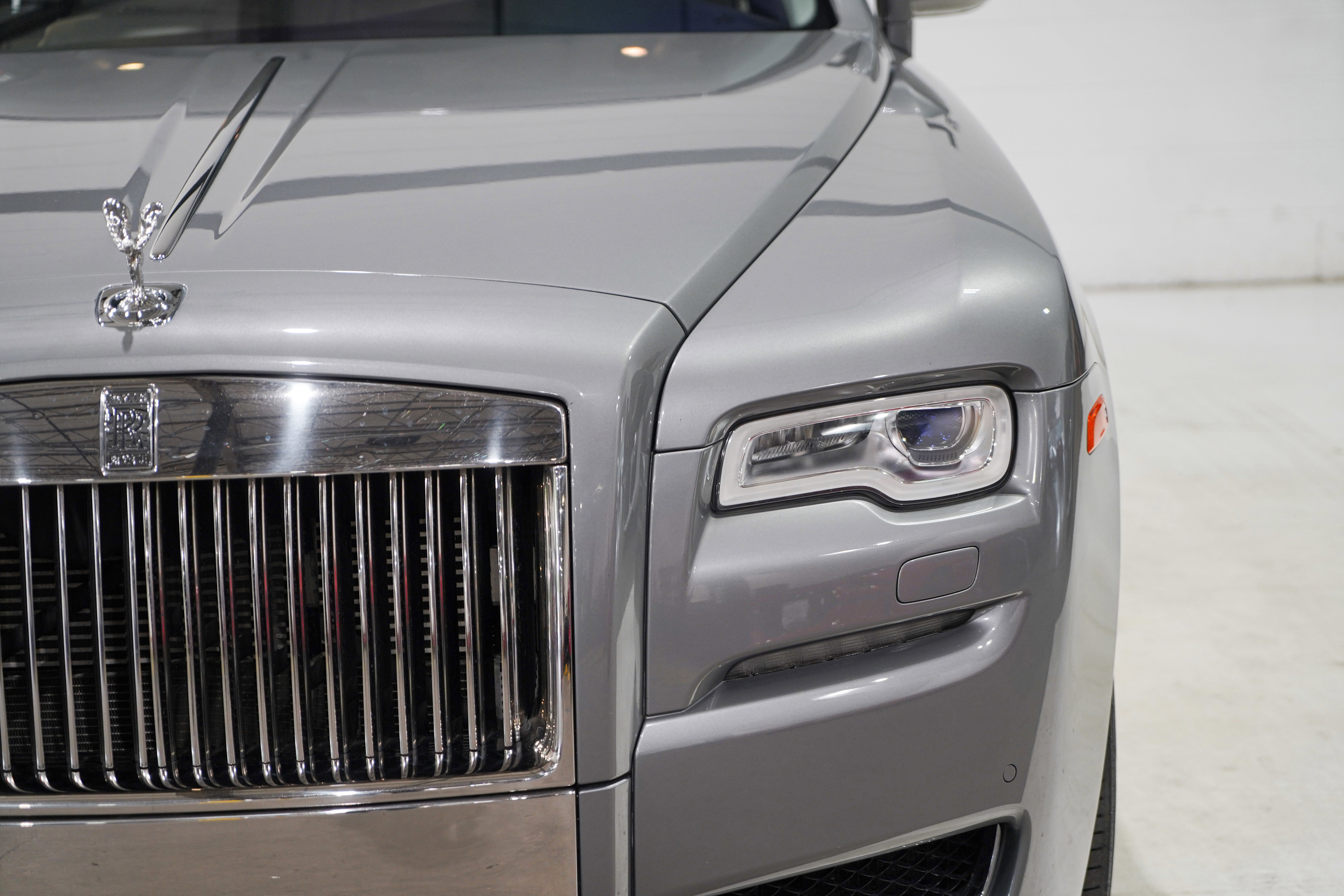 Used 2015 Rolls-Royce Ghost RWD image 28
