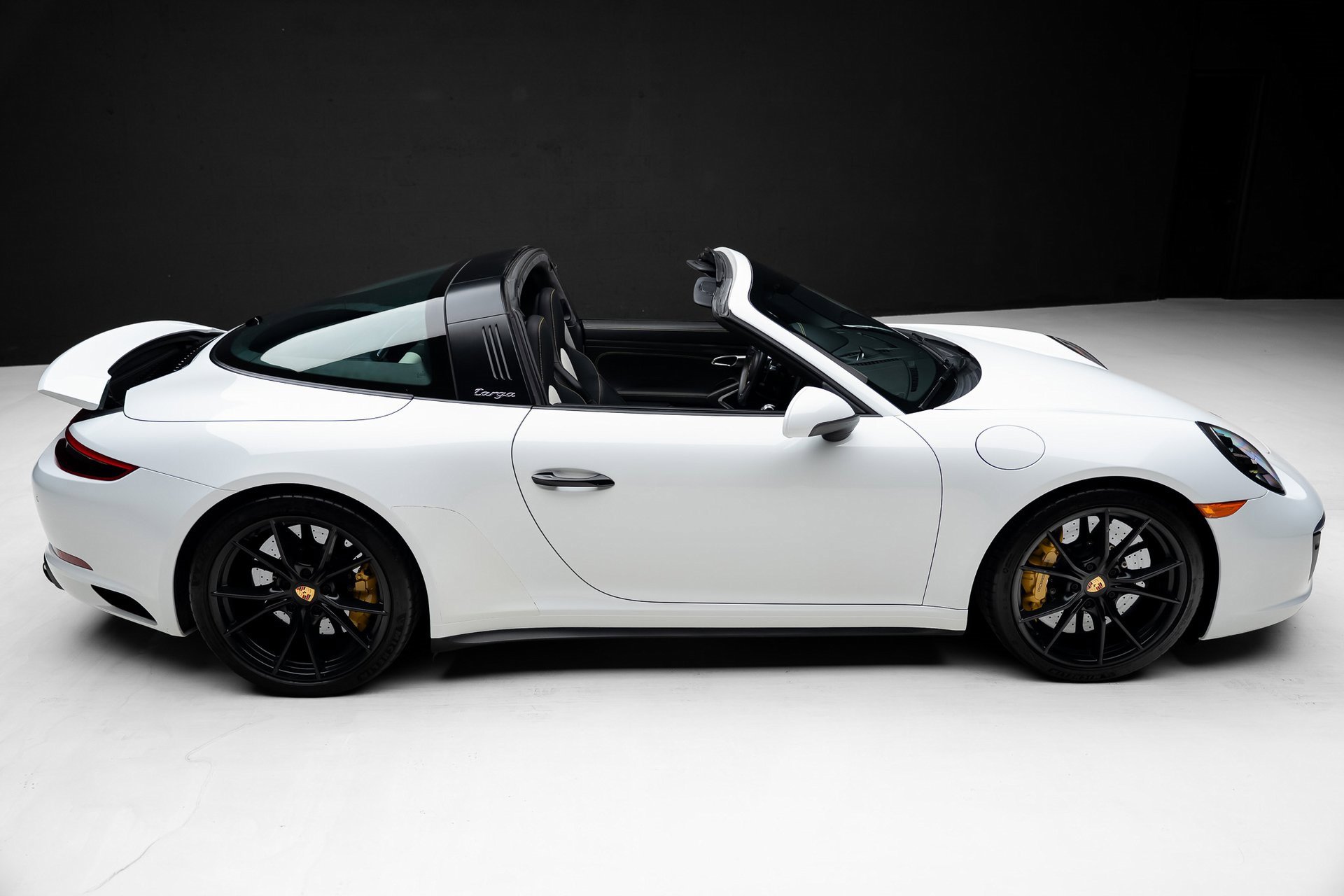 Used 2019 Porsche 911 Targa 4S image 36