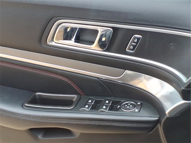 Used 2017 Ford Explorer Sport image 19