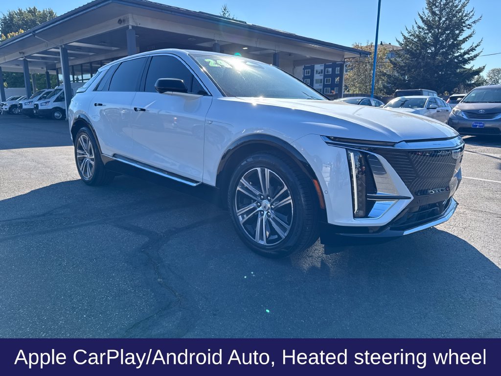 Used 2024 Cadillac Lyriq Luxury RWD image 9
