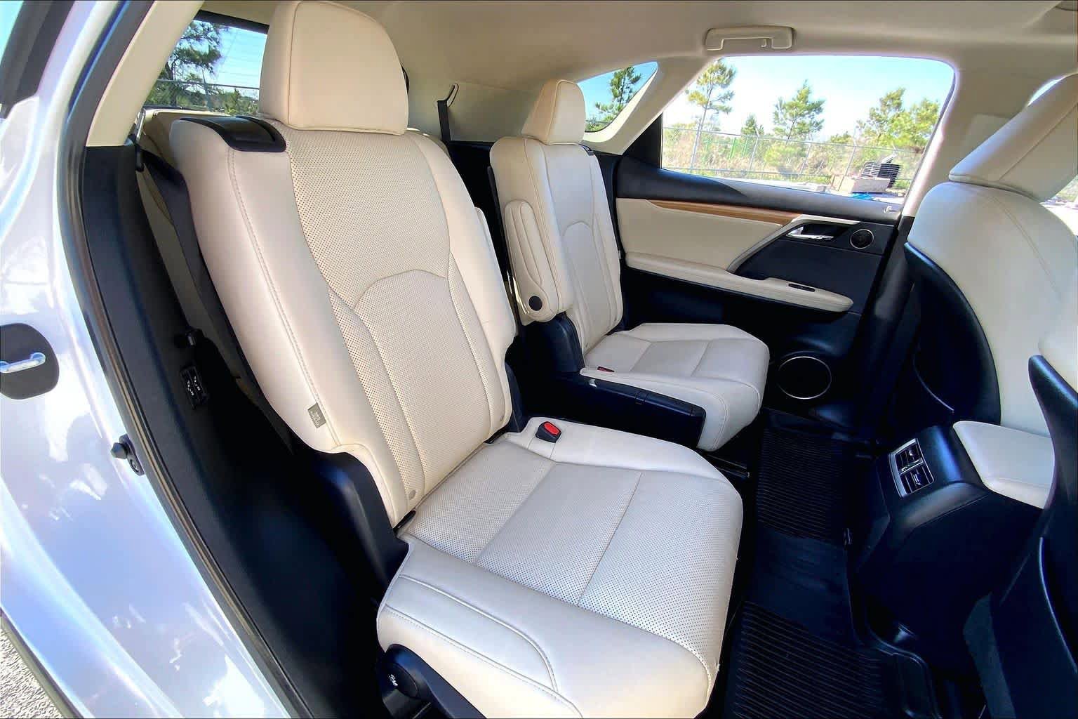 Used 2022 Lexus RX 350L FWD w/ Premium Package image 19