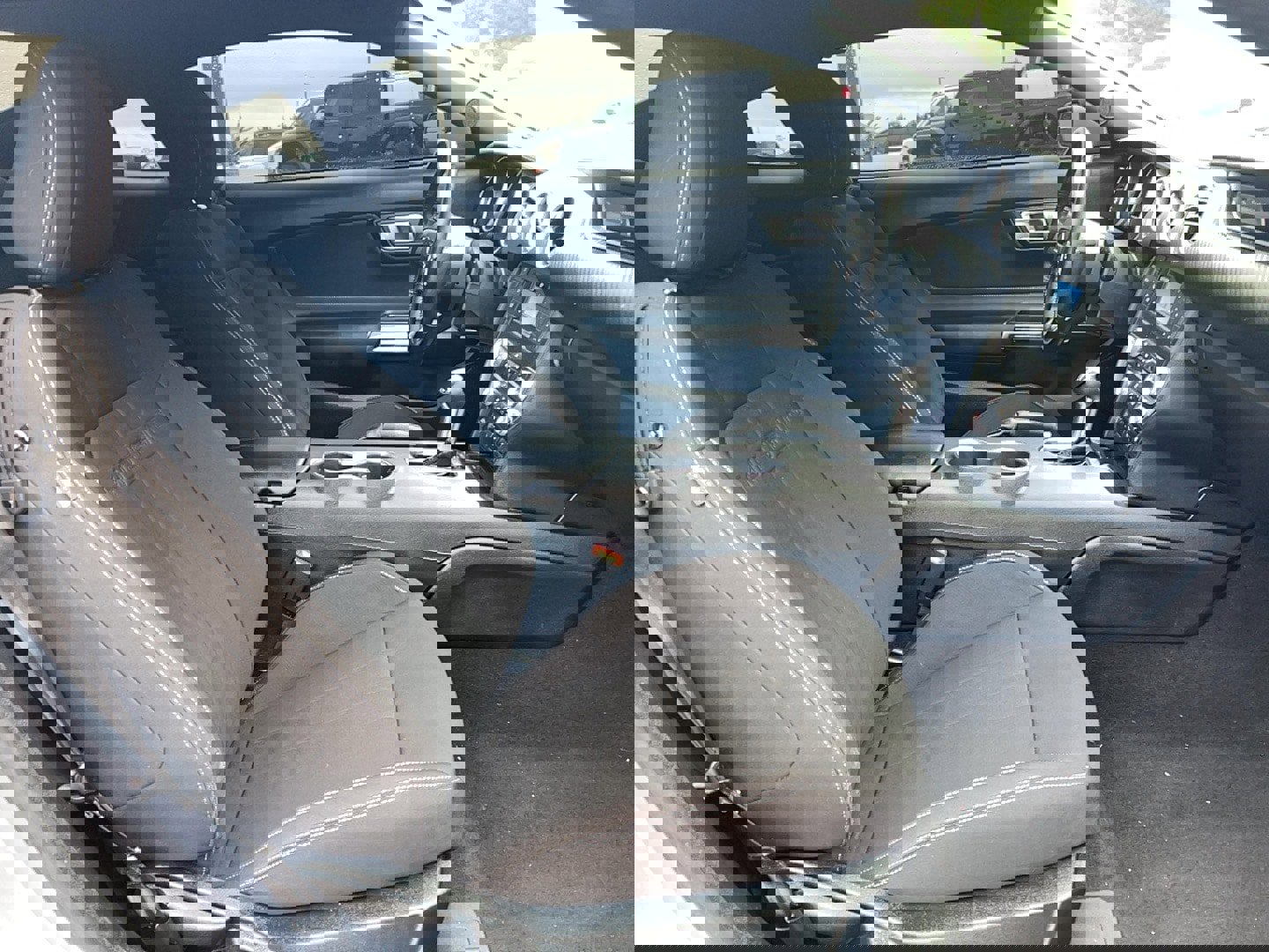 Used 2023 Ford Mustang Coupe image 23